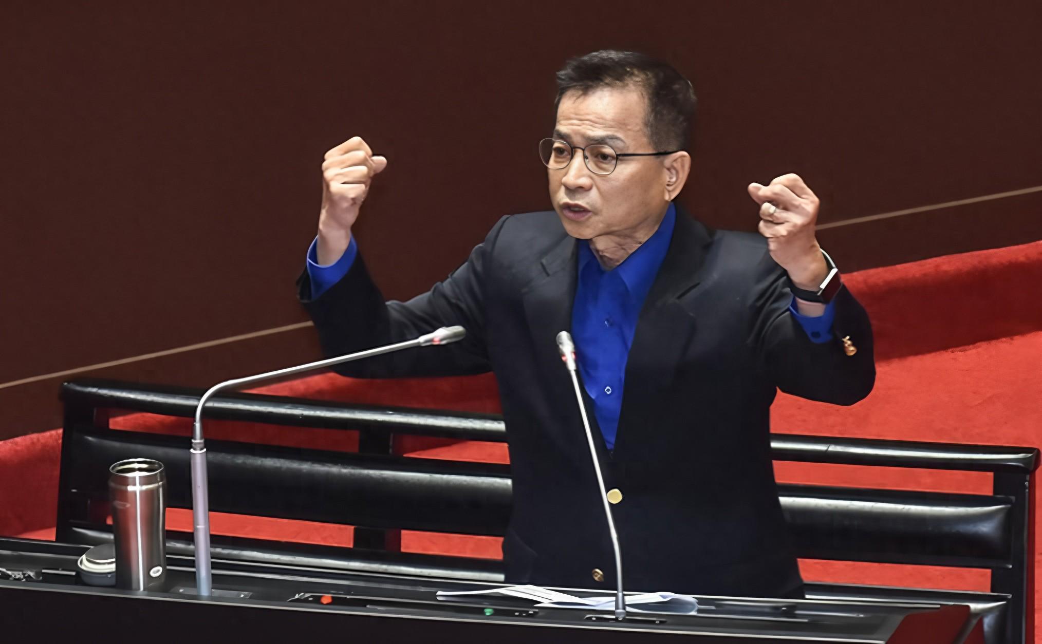 郑丽文没戏了？国民党主席竞选突变，赖士葆：会有重量级人物参选